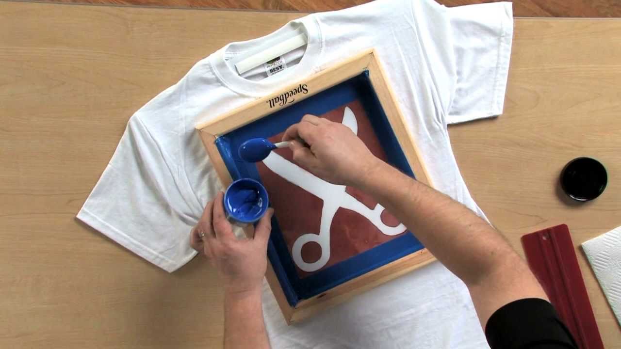 Video-How to T-shirt Printing With Stencils